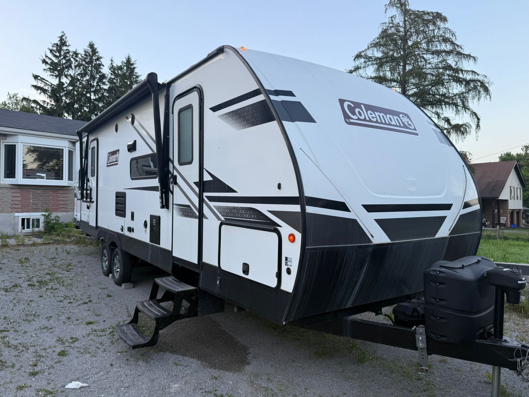 Rasheela's Coleman 2856H5 Travel Trailer