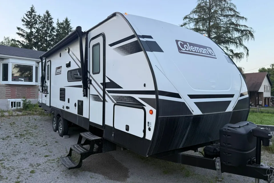 Rasheela's Coleman 2856H5 Travel Trailer