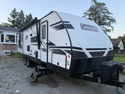 Rasheela's Coleman 2856H5 Travel Trailer