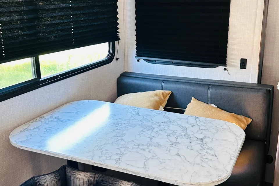 Rasheela's Coleman 2856H5 Travel Trailer
