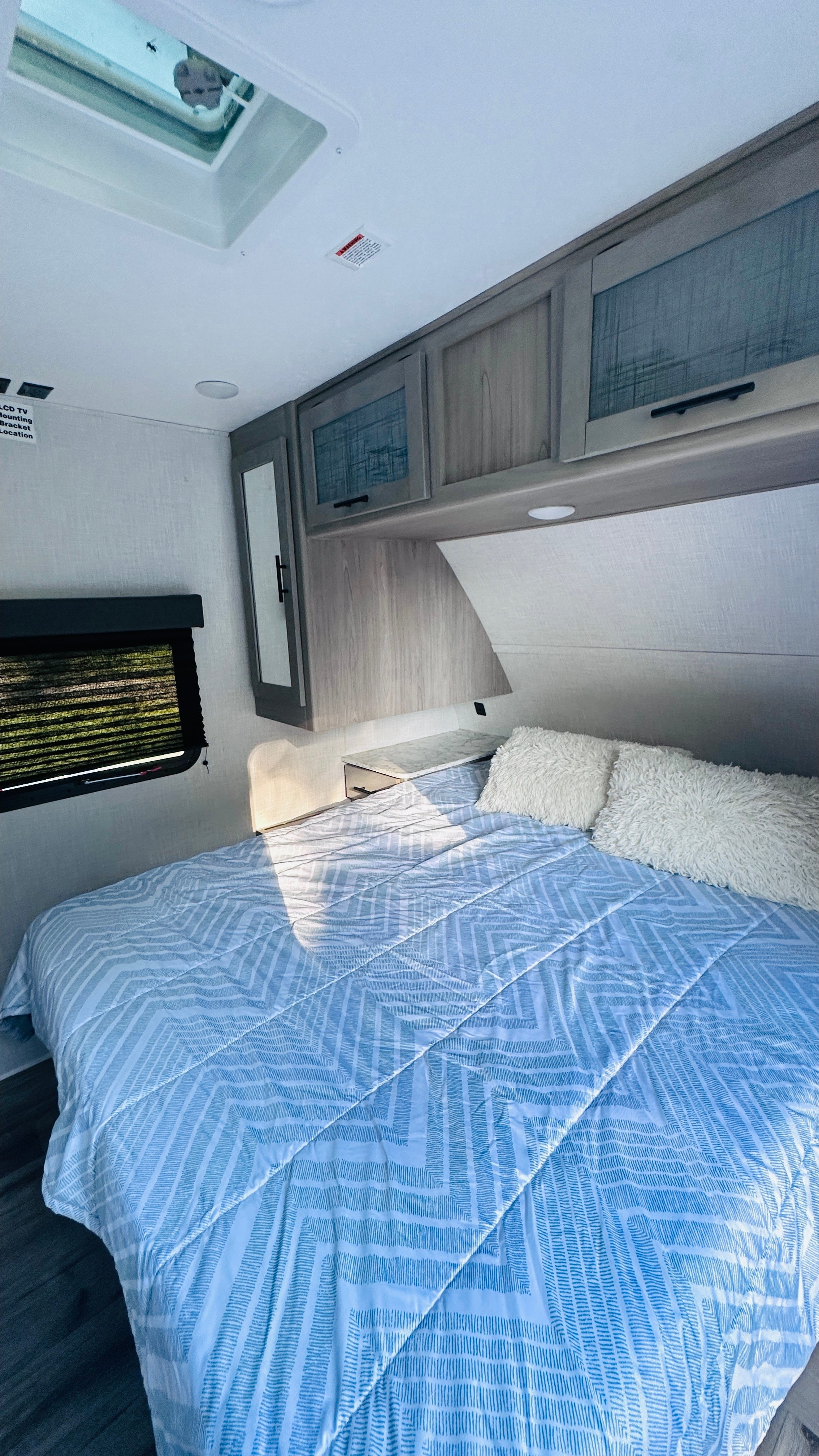 Rasheela's Coleman 2856H5 Travel Trailer