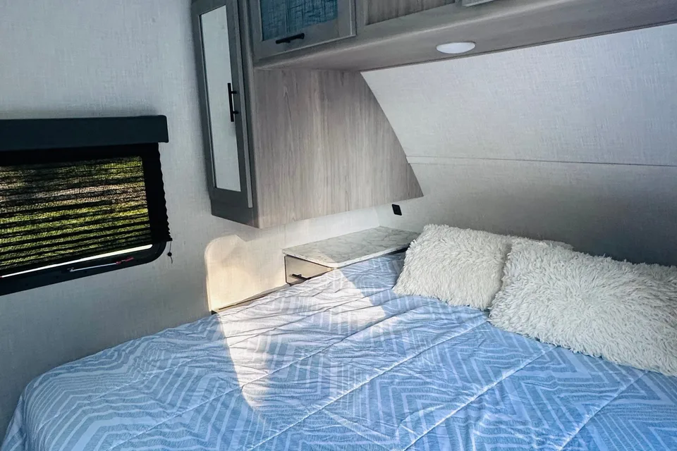Rasheela's Coleman 2856H5 Travel Trailer