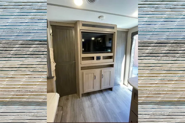 Adventure Awaits! Rent Our Family-Friendly Camper!