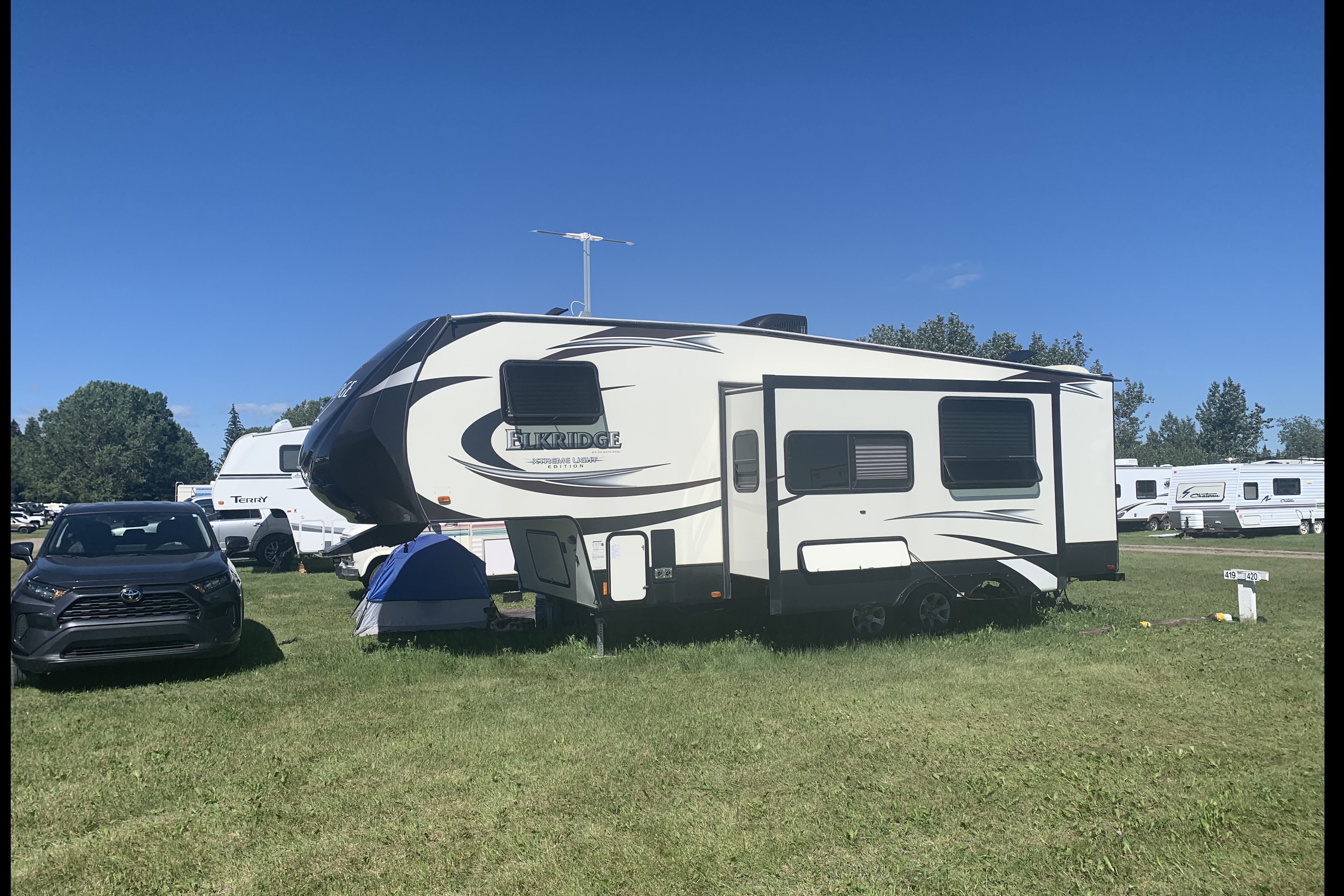 Saint Keystone Elkridge Fifth Wheel