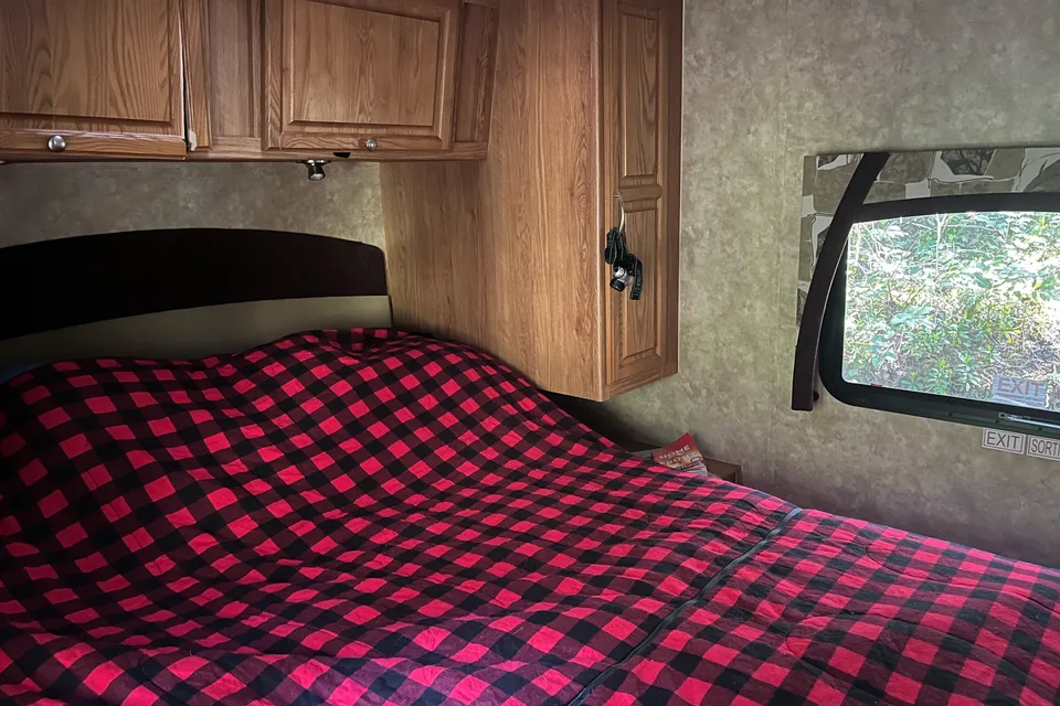 The Red’s Jay Feather Lite Travel Trailer
