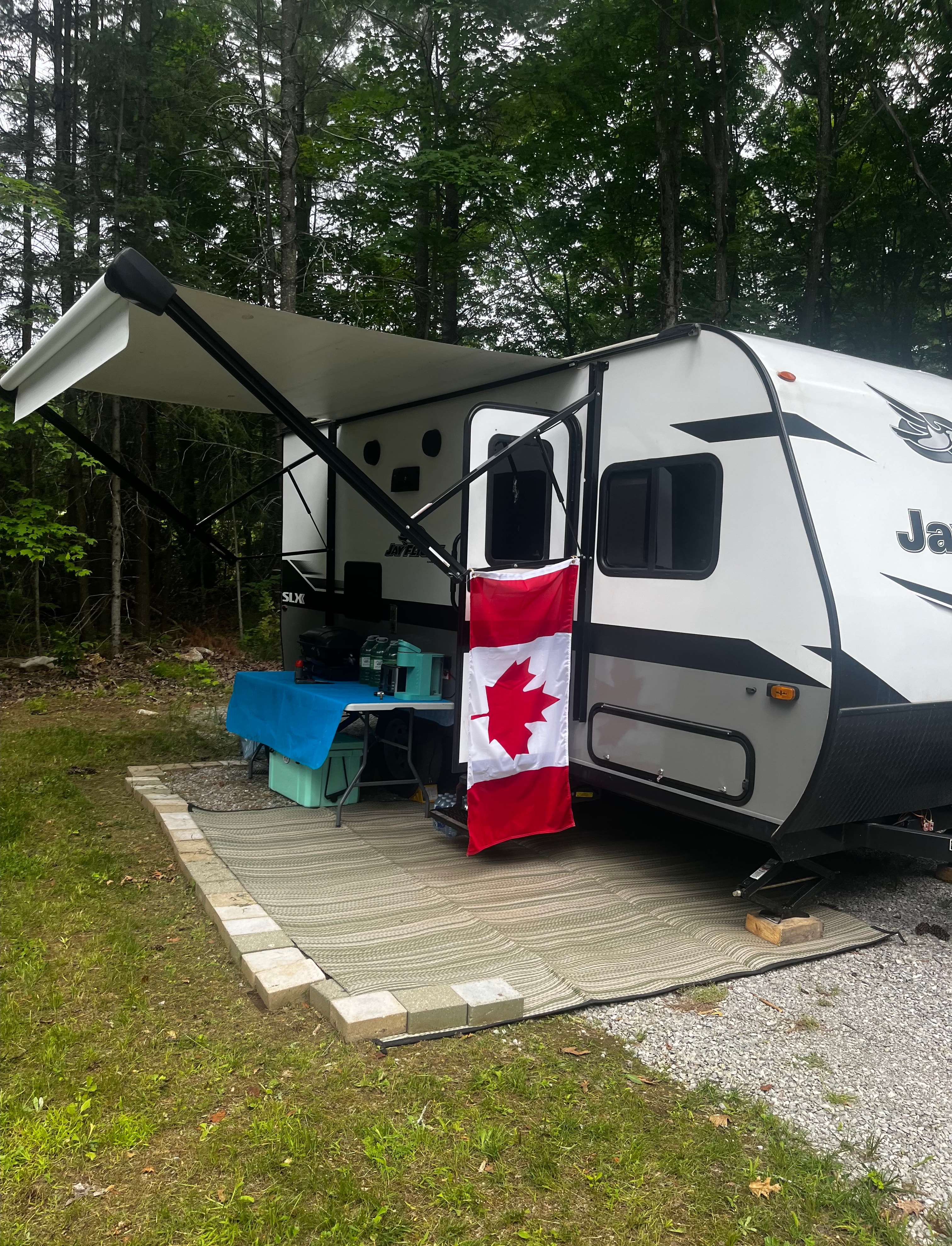 Rob and Samantha’s Jayco 184BS Travel Trailer