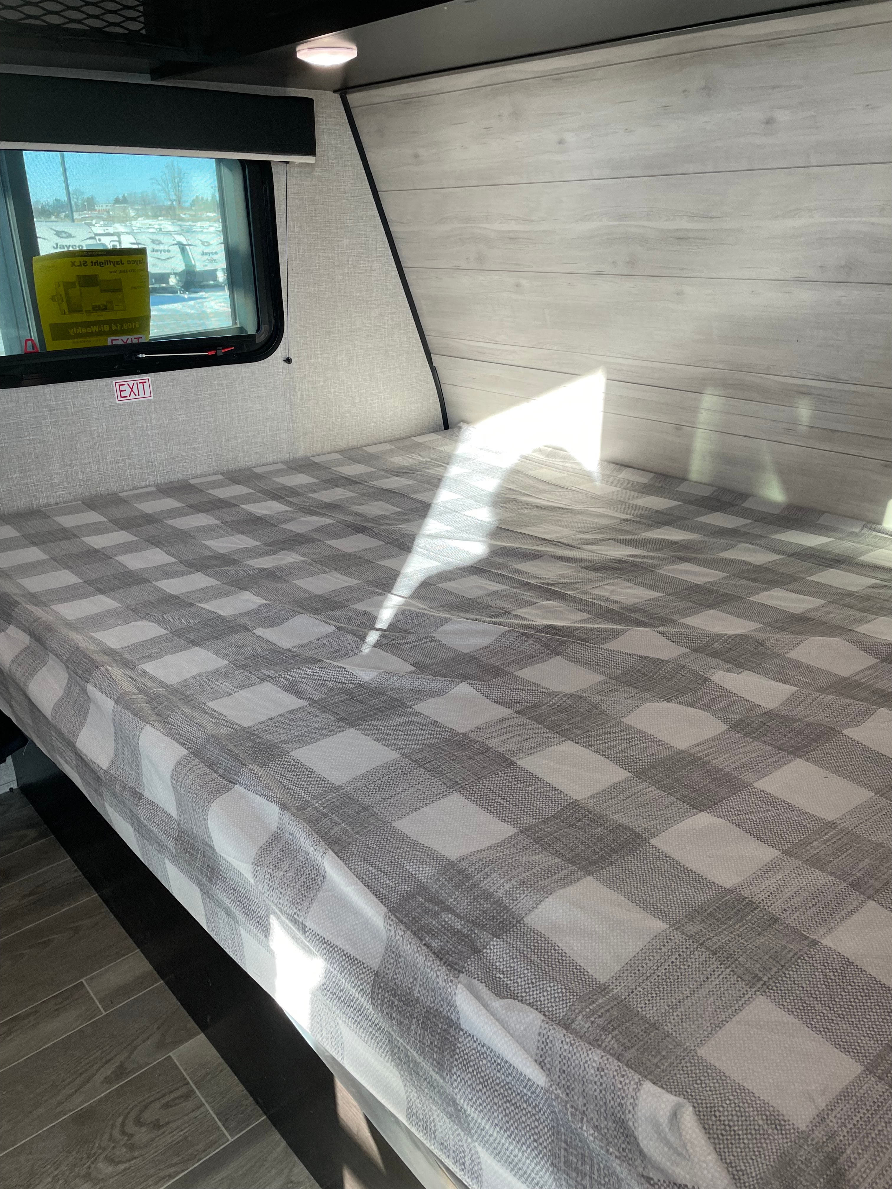 Rob and Samantha’s Jayco 184BS Travel Trailer