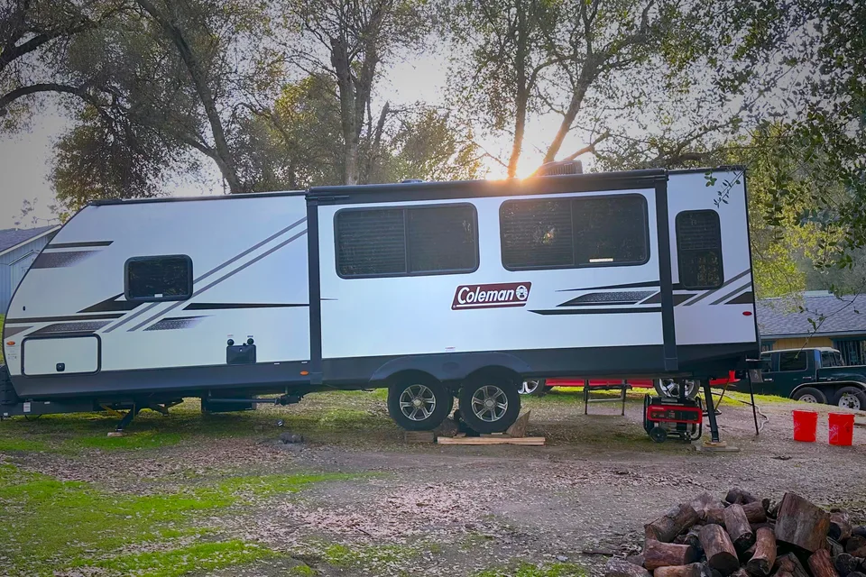 Private enterance  32’ Coleman Travel Trailer 