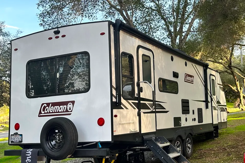 Private enterance  32’ Coleman Travel Trailer 