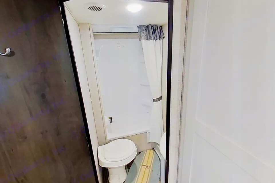 Coonhound Keystone Bullet 243BHS Travel Trailer