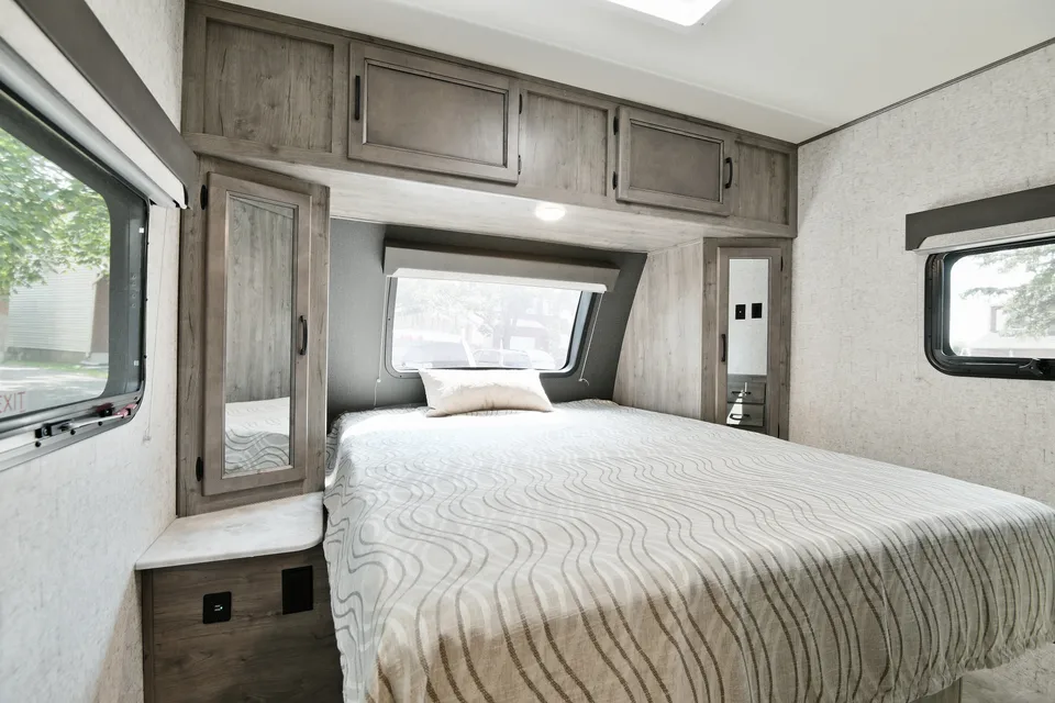 Your Next Great Escape!  2020 Coachmen Apex Ultra lite