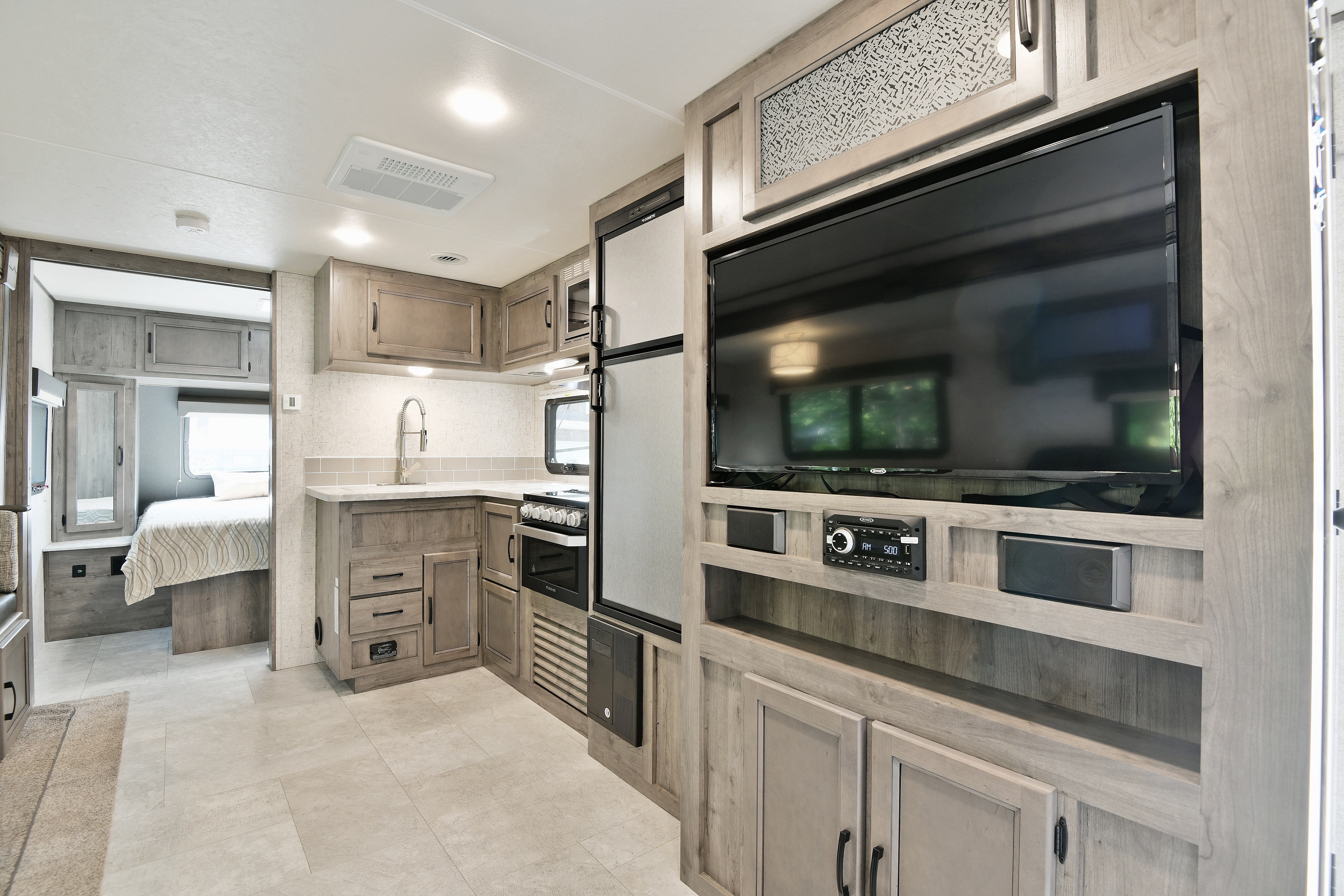 Your Next Great Escape!  2020 Coachmen Apex Ultra lite