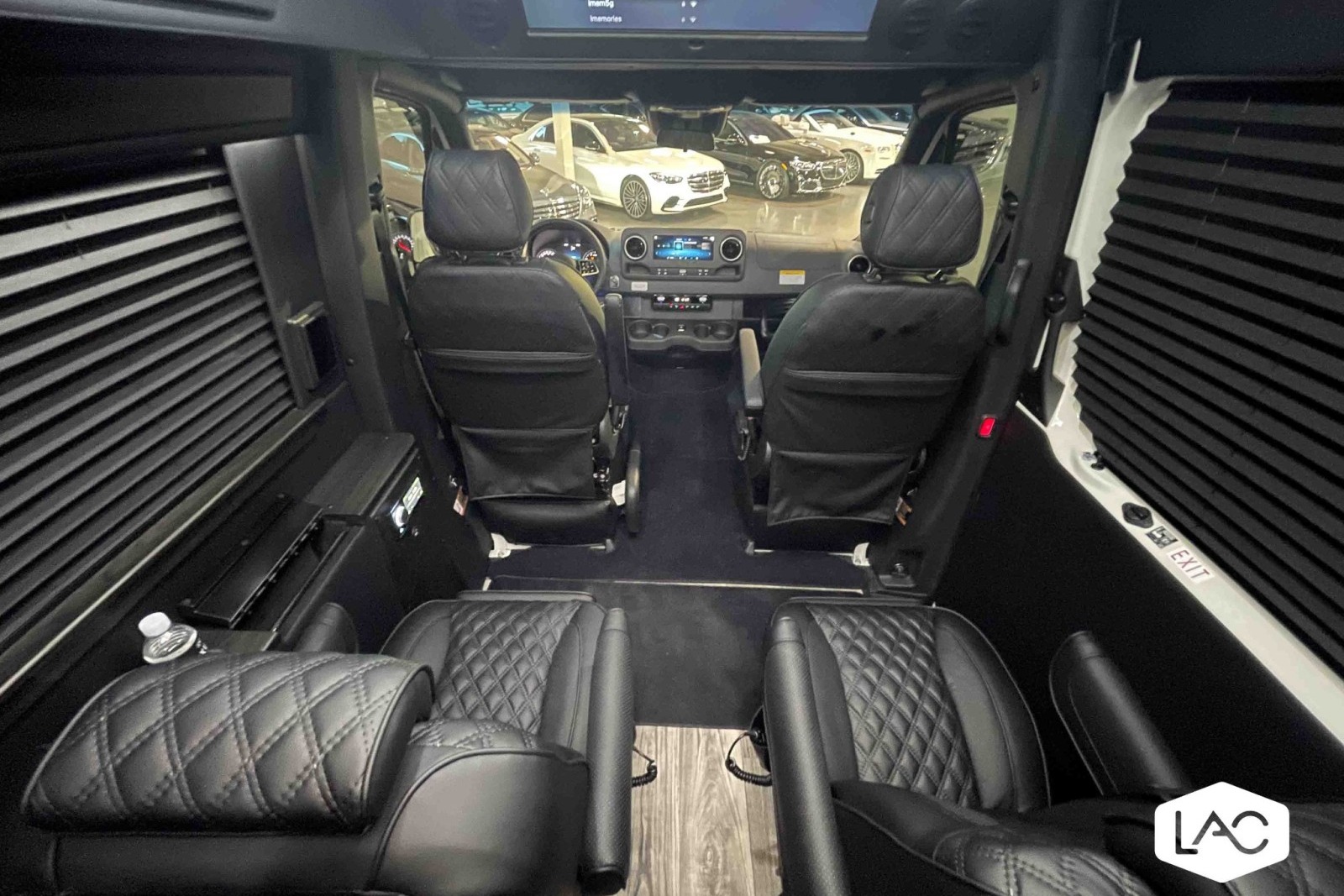 NEW! 2024 Mercedes Benz Luxe Cruiser w/ Bathroom!