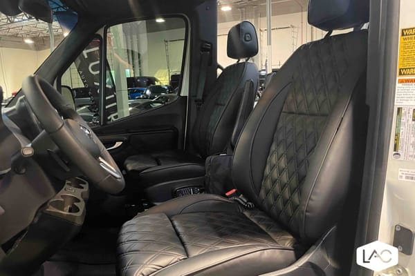 NEW! 2024 Mercedes Benz Luxe Cruiser w/ Bathroom!
