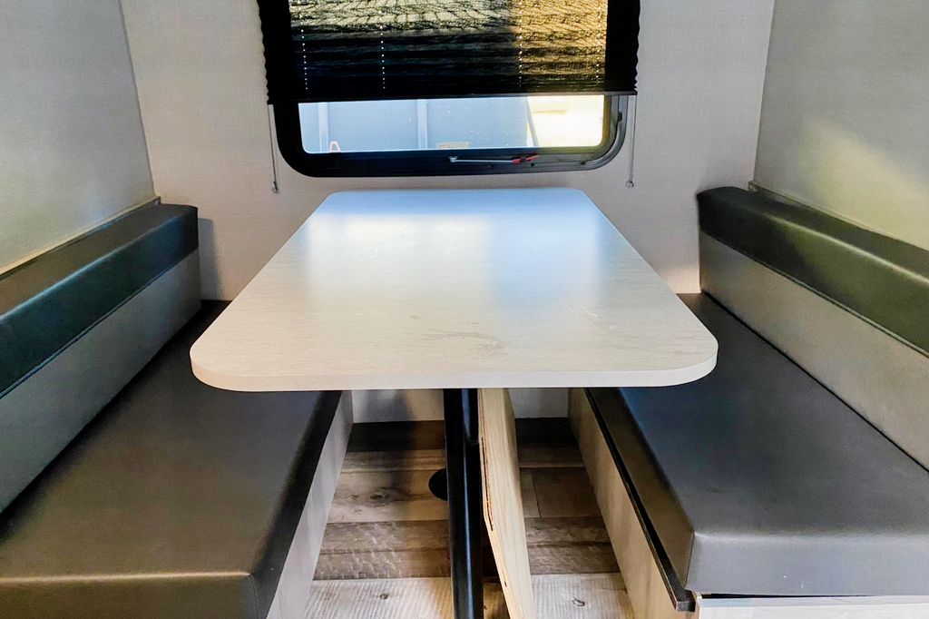Scott's kz Escape Travel Trailer