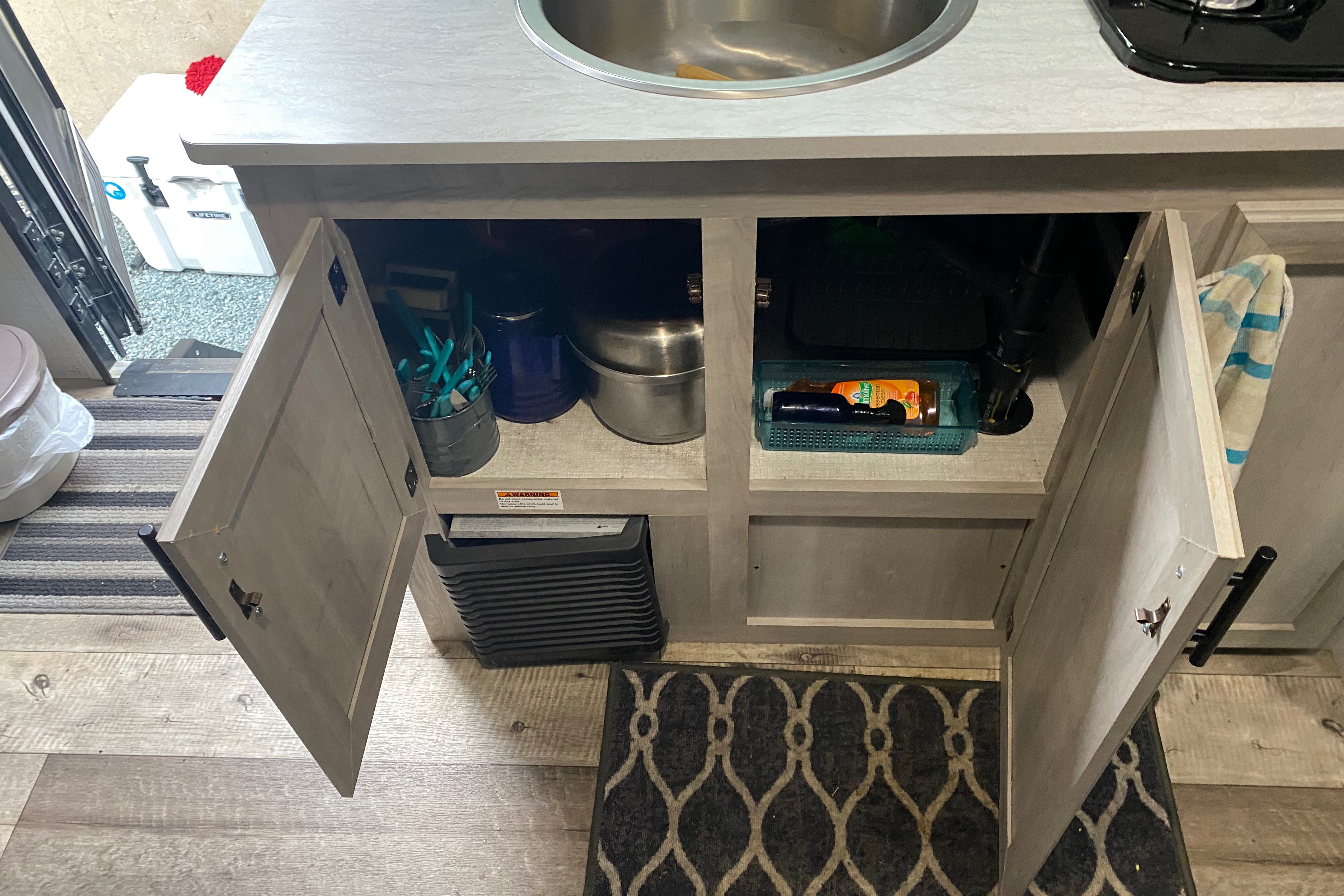 Scott's kz Escape Travel Trailer