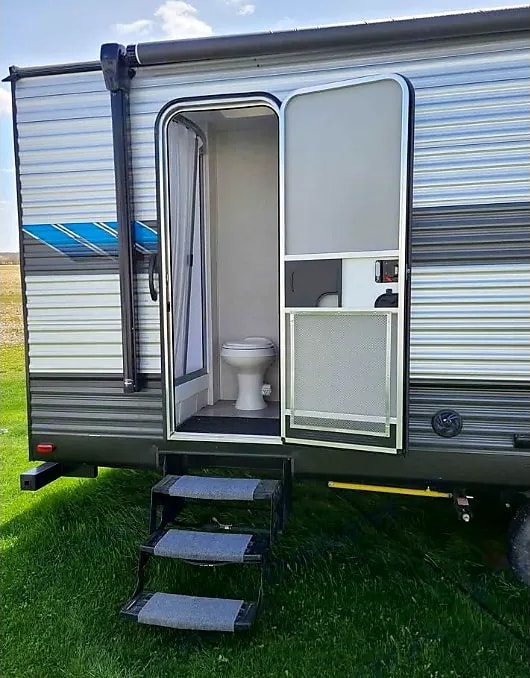 Fireside RV's 2021 Forest River Salem 26DBUD Bunkhouse - LMI1588 *