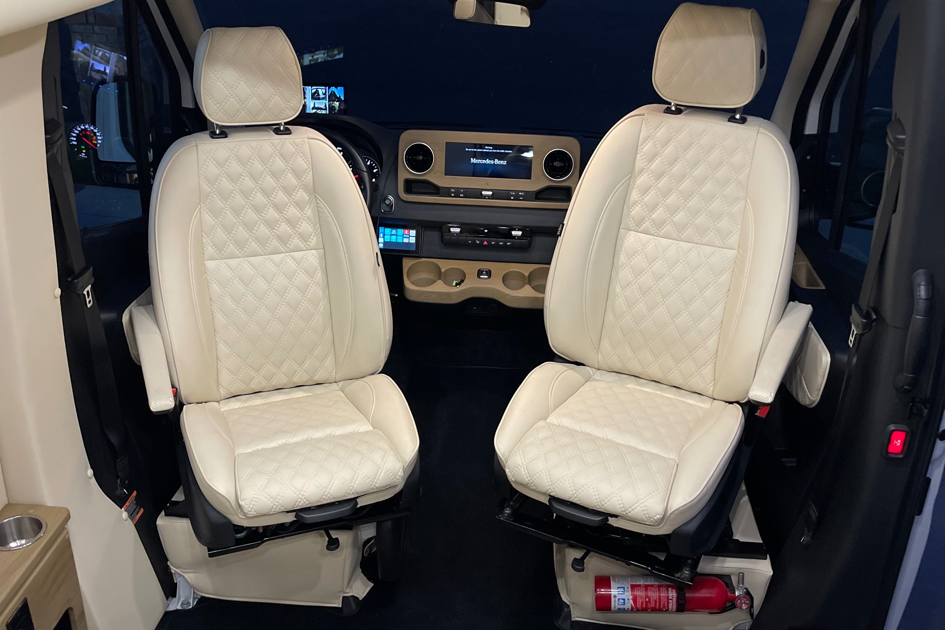 Native Adventures 2022 Luxury Sprinter