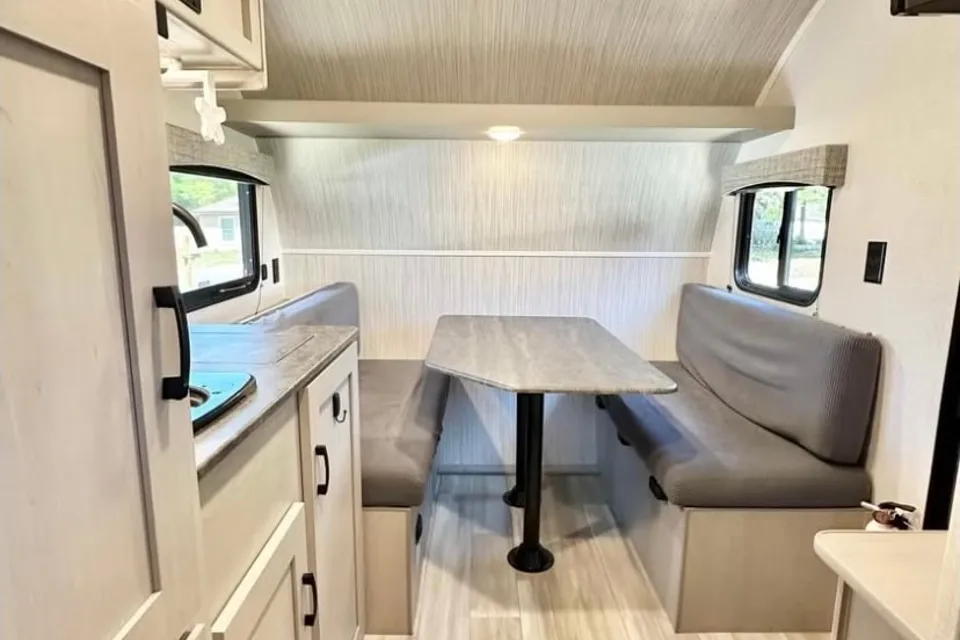 Castaway Coastal Cruiser