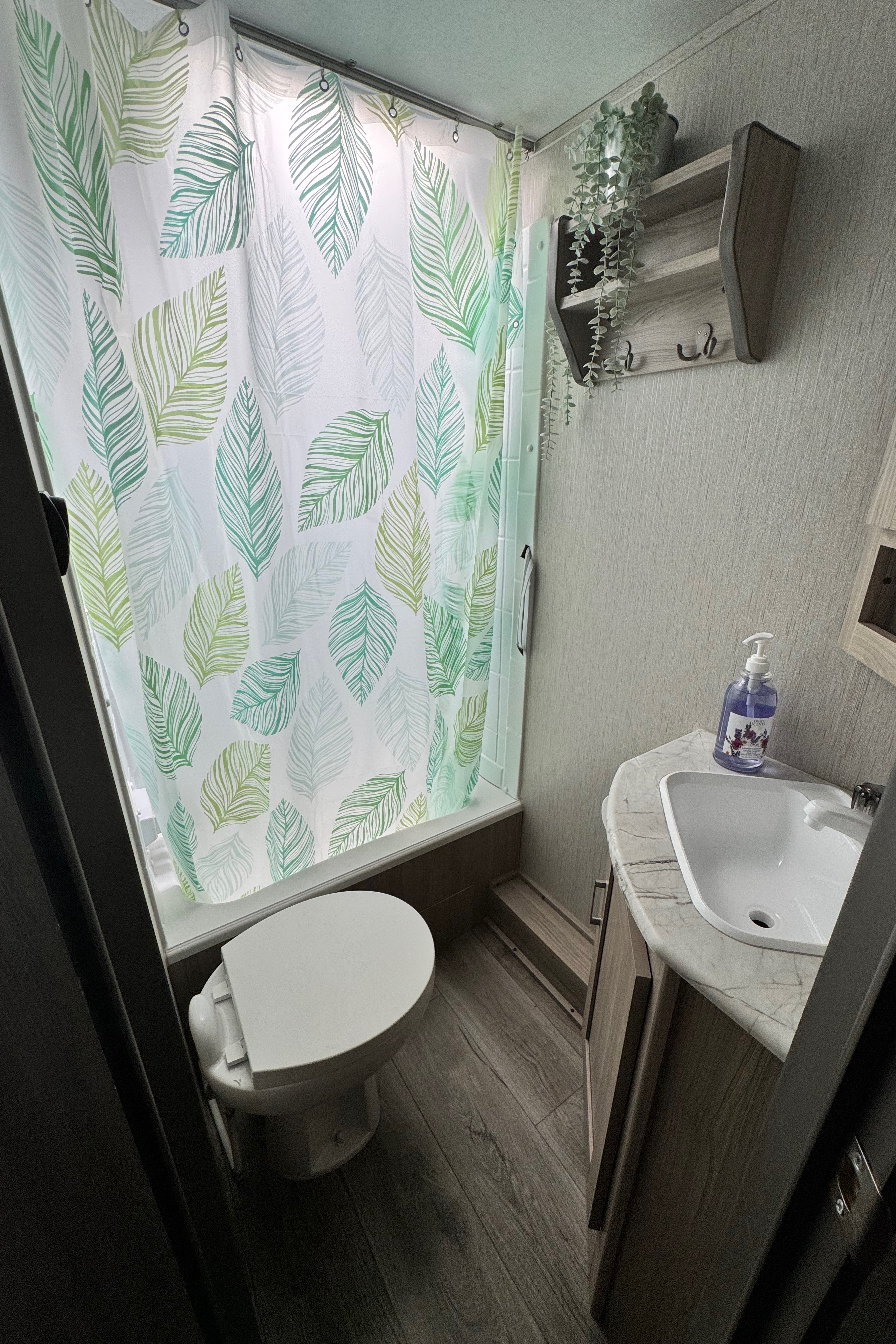 Coachmen Freedom Express 257 BHS - La famille Imbeault