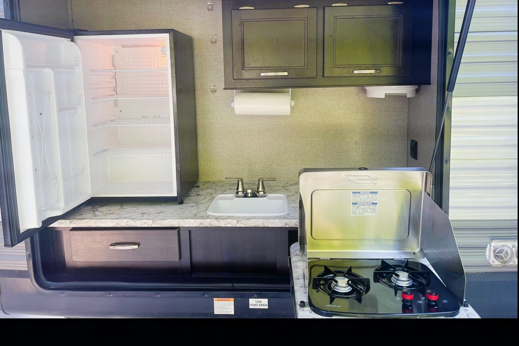 Jayco Travel Trailer 2/t bunk room and outdoor kitchen!