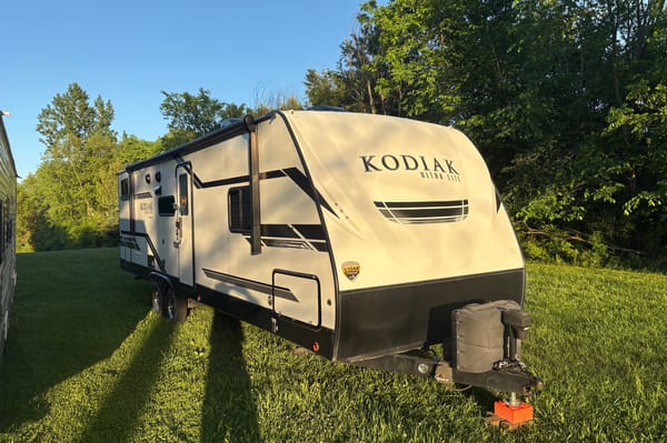 Bigfoot Adventures 33 foot Kodiak Ultra-Lite 296BHSL Travel Trailer