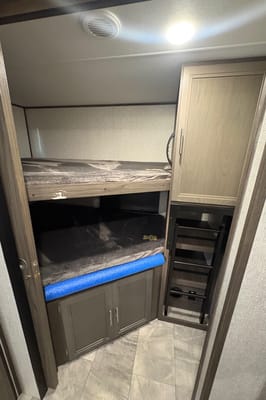 Bigfoot Adventures 33 foot Kodiak Ultra-Lite 296BHSL Travel Trailer