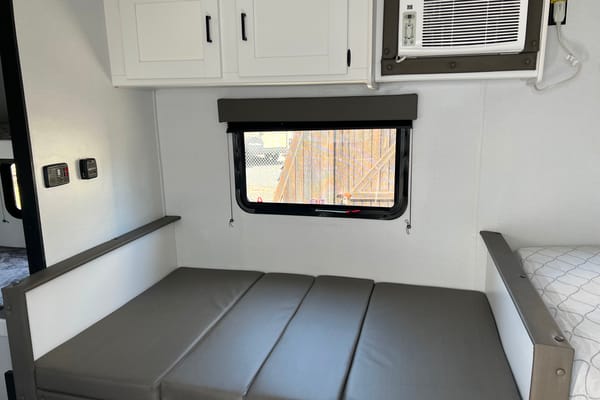 Andre's Keystone Hideout 175BH Travel Trailer