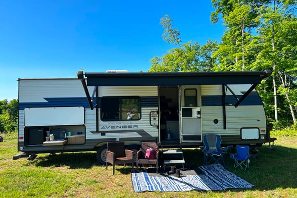 Julie's Prime Time Avenger 26bk Travel Trailer