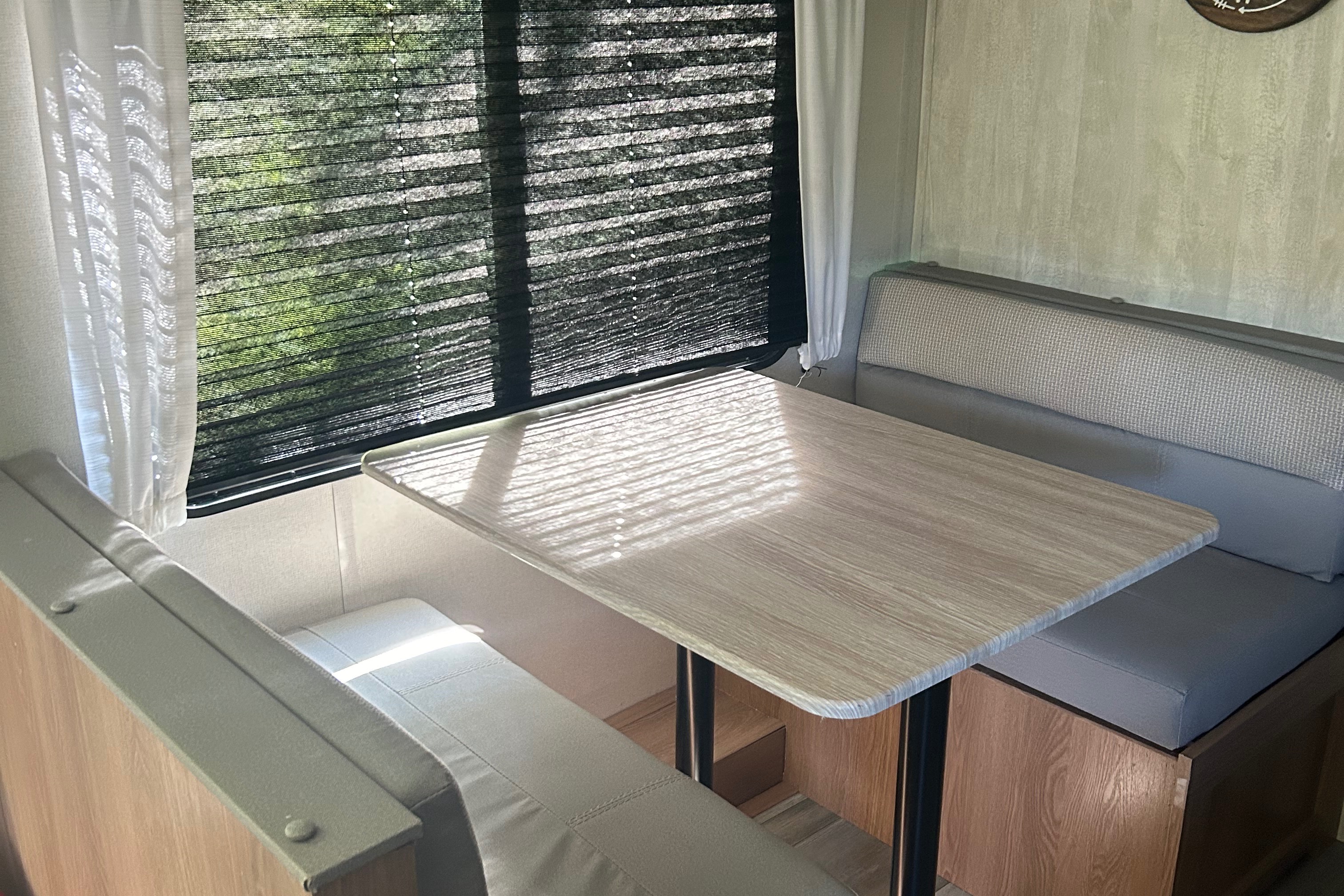 Julie's Prime Time Avenger 26bk Travel Trailer