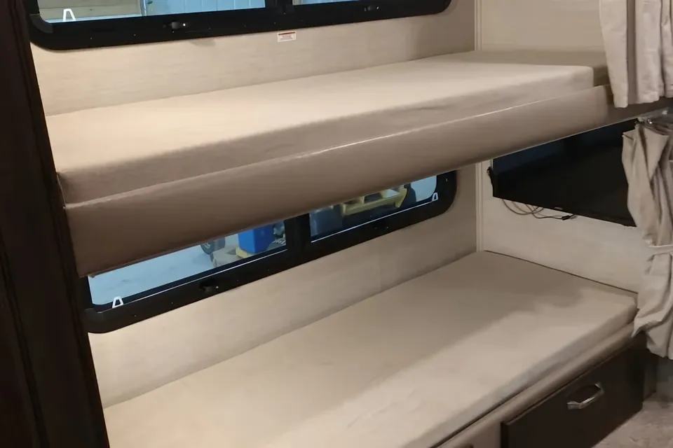 Jayco Greyhawk 31fs