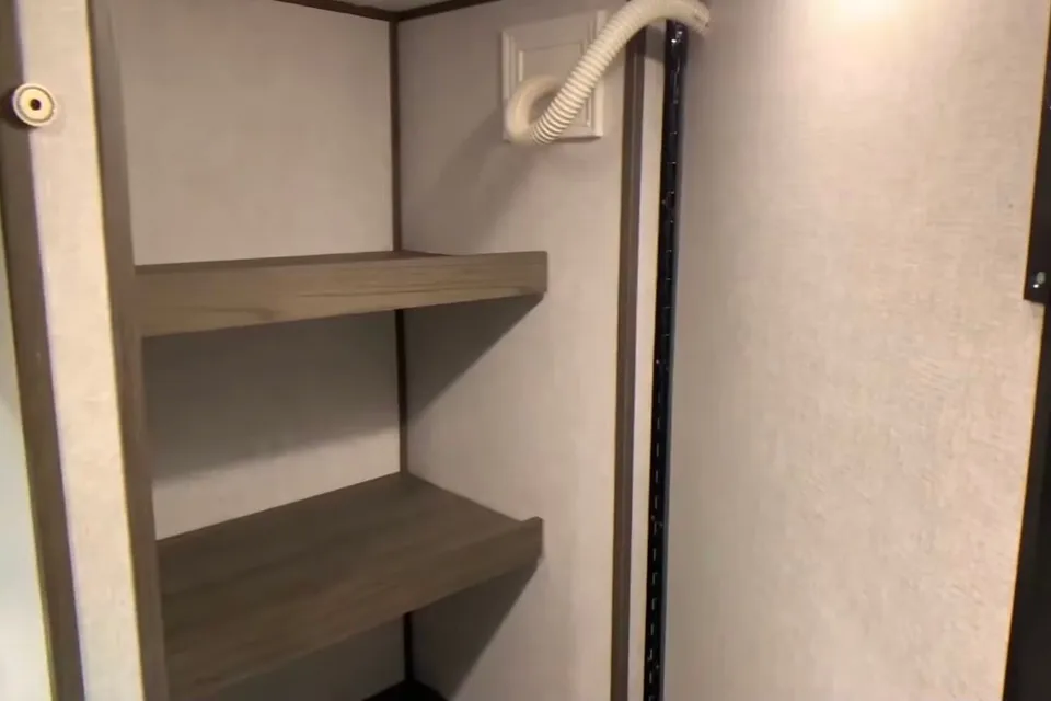 Harmony's Dutchmen Kodiak ultra light Travel Trailer