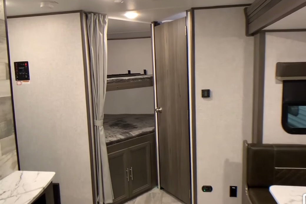 Harmony's Dutchmen Kodiak ultra light Travel Trailer