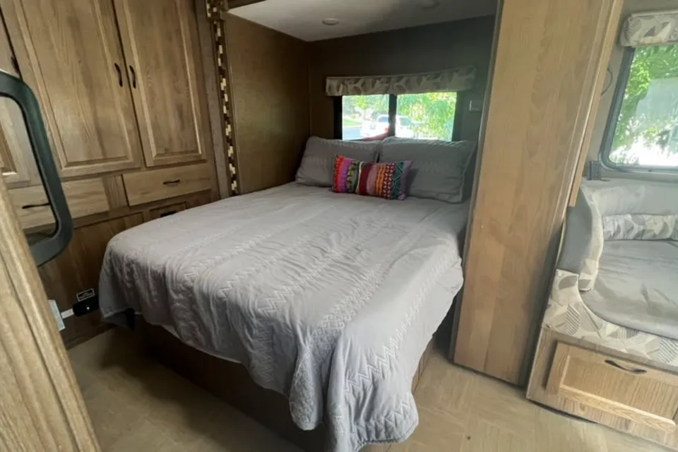 Keith's Coachmen Prism Class C