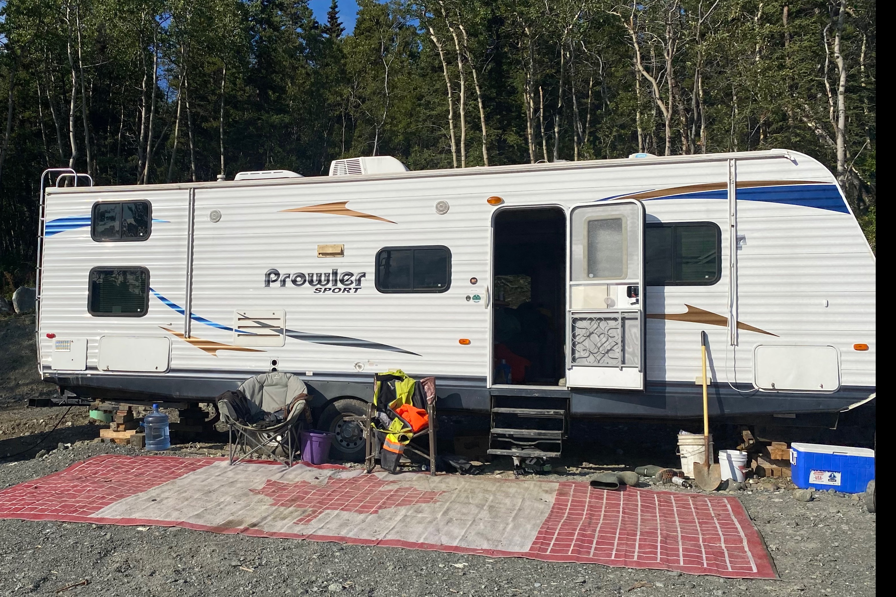 Dwayne's Crossroads Slingshot Travel Trailer