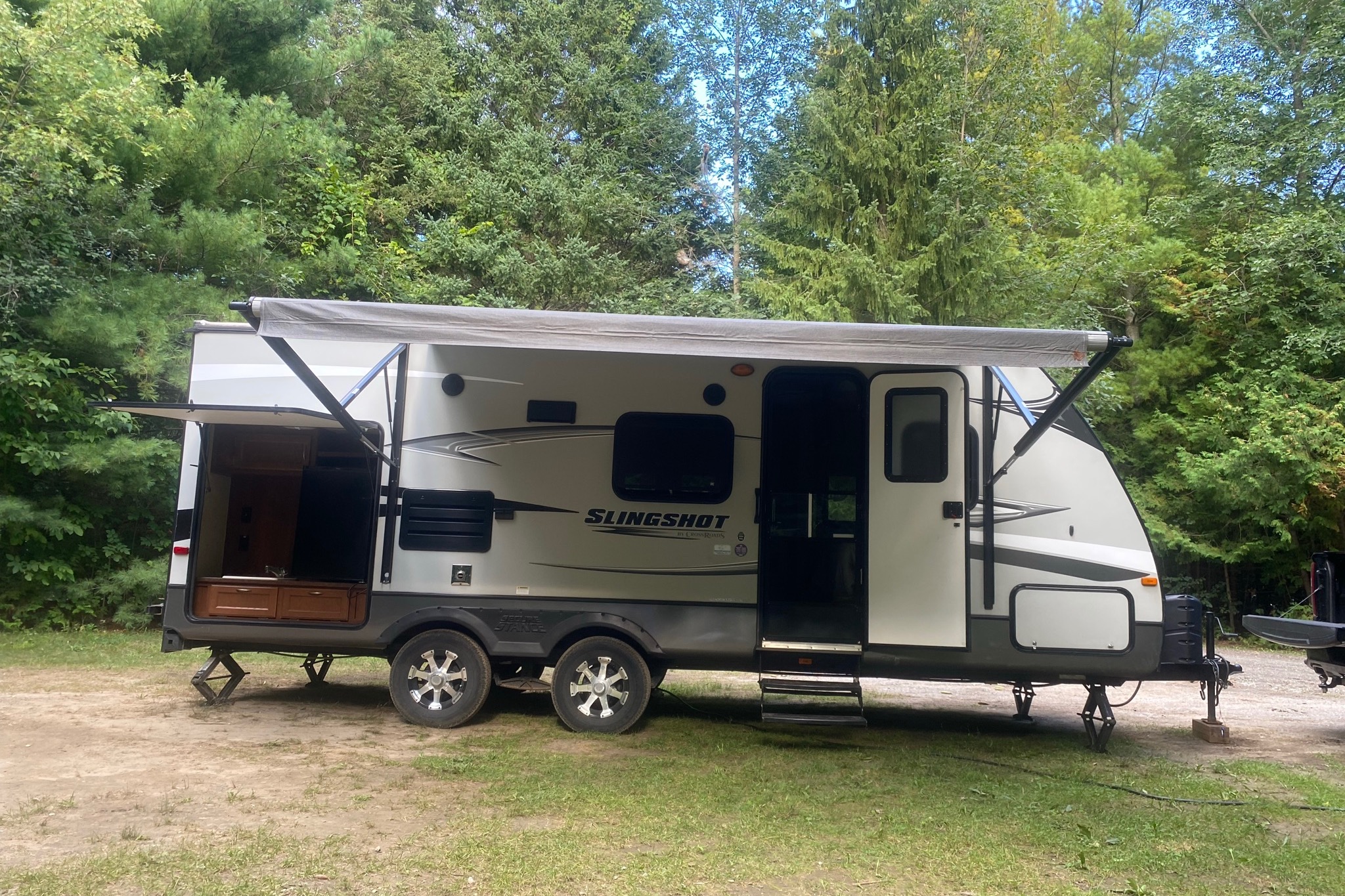 Dwayne's Crossroads Slingshot Travel Trailer