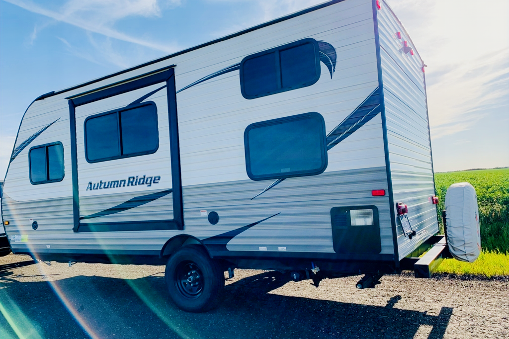 Jay&Sarah's Starcraft Camper