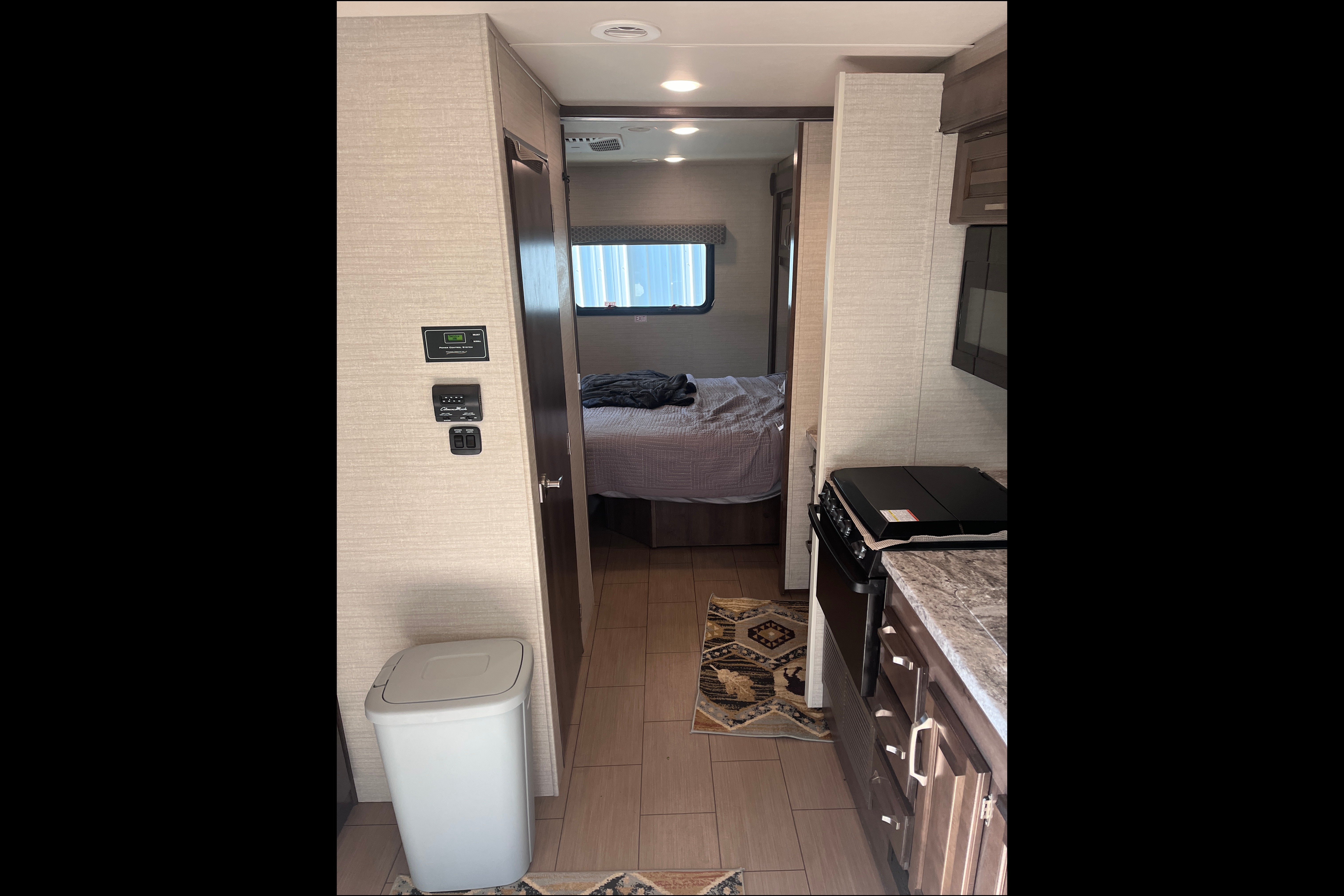 Luxury Greyhawk 30X Class C | Free Starlink WiFi | Fully Equipped