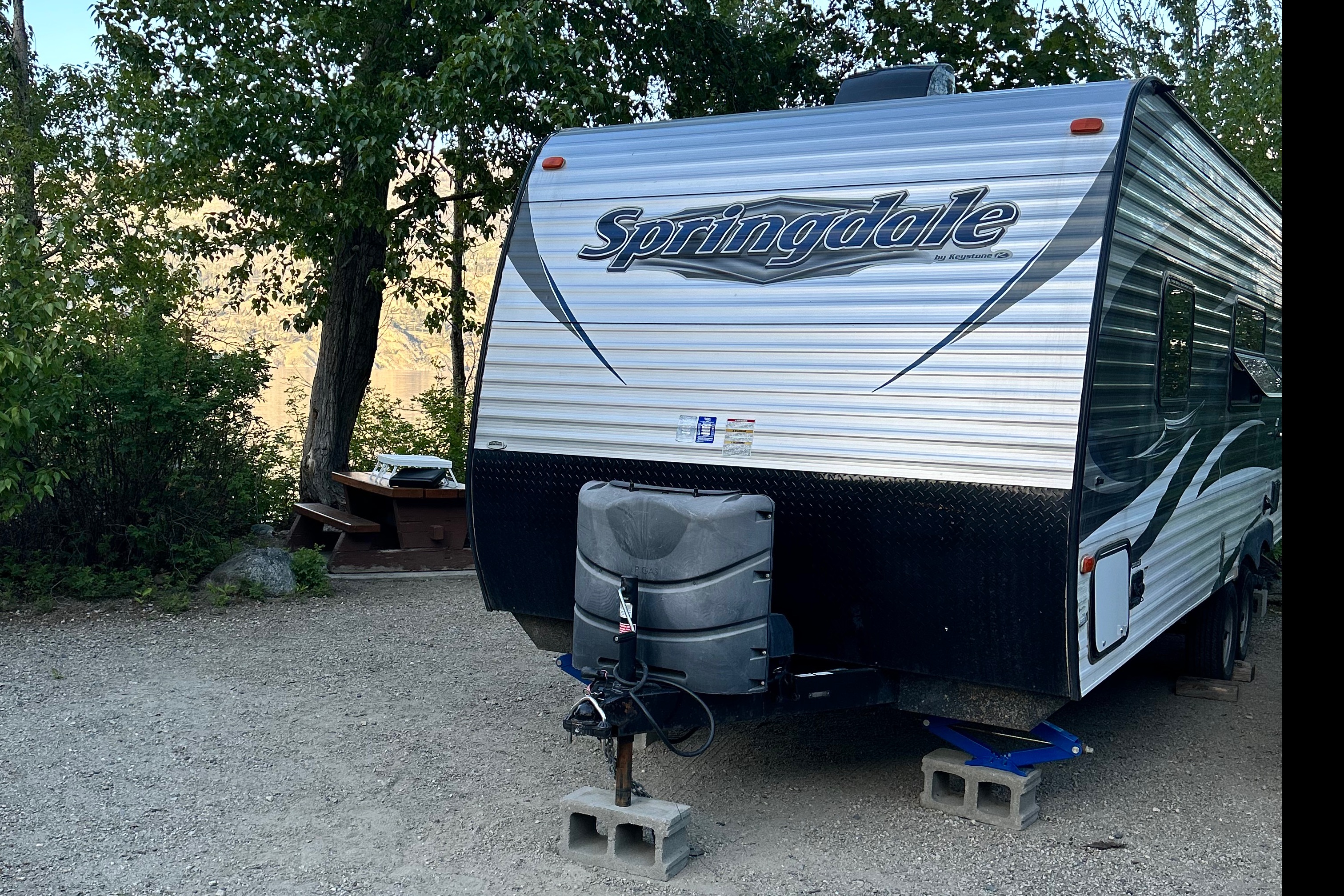 Curt’s Springdale Bunkhouse 22 foot Travel Trailer