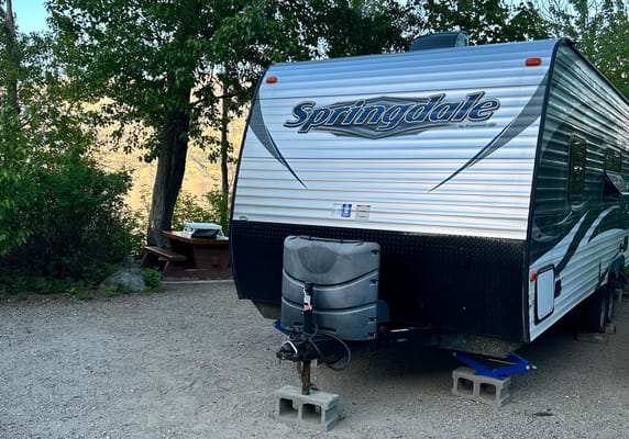 Curt’s Springdale Bunkhouse 22 foot Travel Trailer