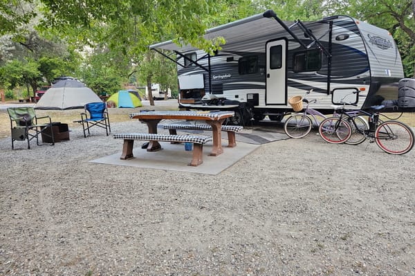 Curt’s Springdale Bunkhouse 22 foot Travel Trailer