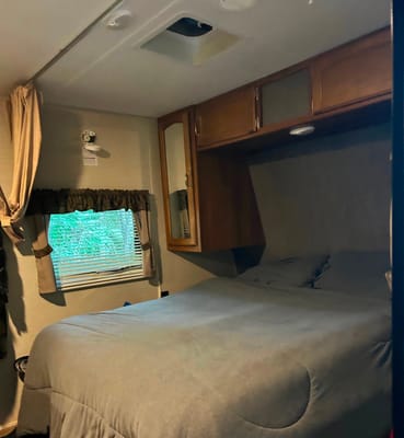 Curt’s Springdale Bunkhouse 22 foot Travel Trailer
