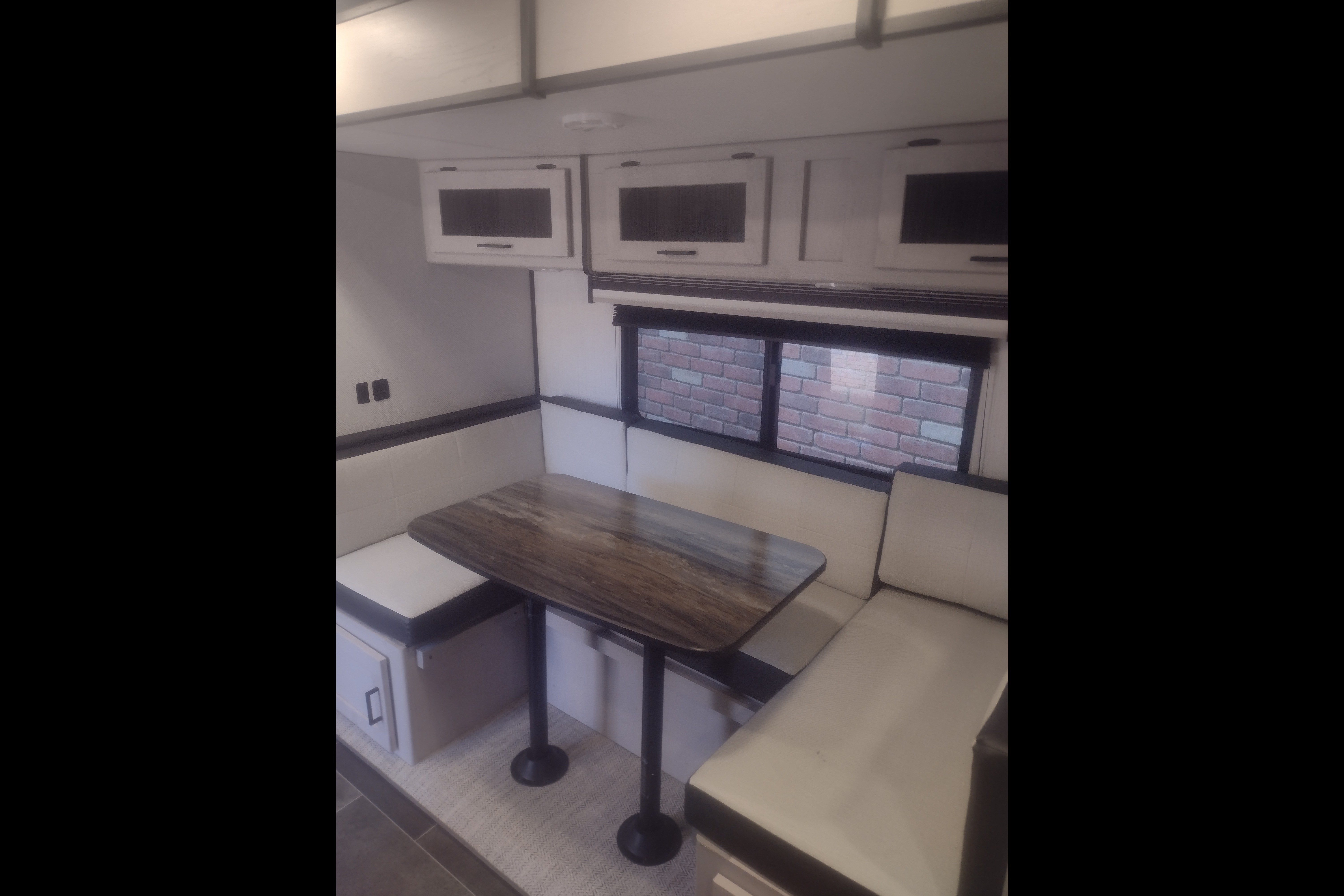 Mallard with Bunks and King bed: No Prep fee. Fully Equipped: Delivery Avail. ($85)
