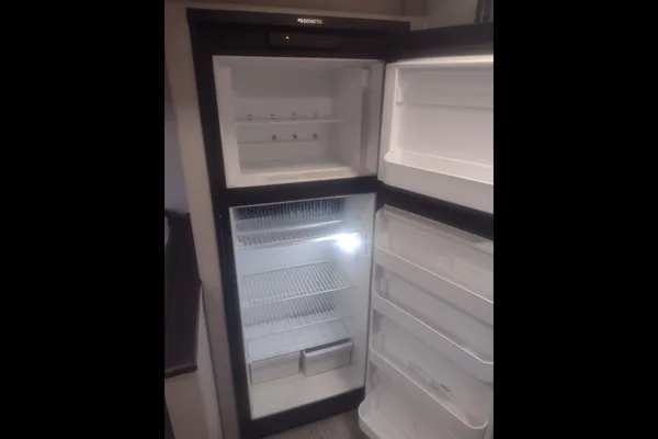 Mallard with Bunks and King bed: No Prep fee. Fully Equipped: Delivery Avail. ($85)