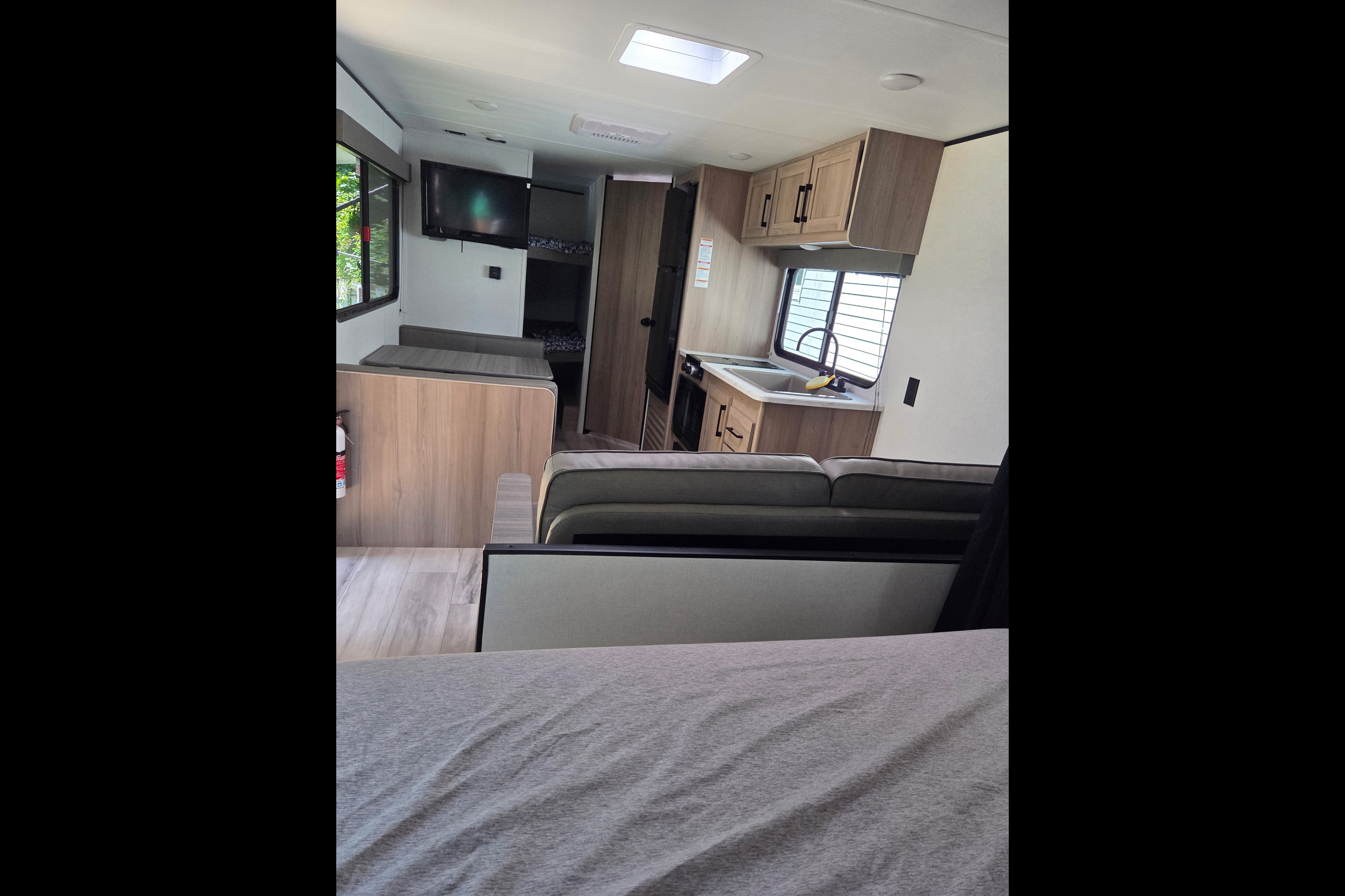 Brand New! 2025 Keystone Coleman 23B Travel Trailer