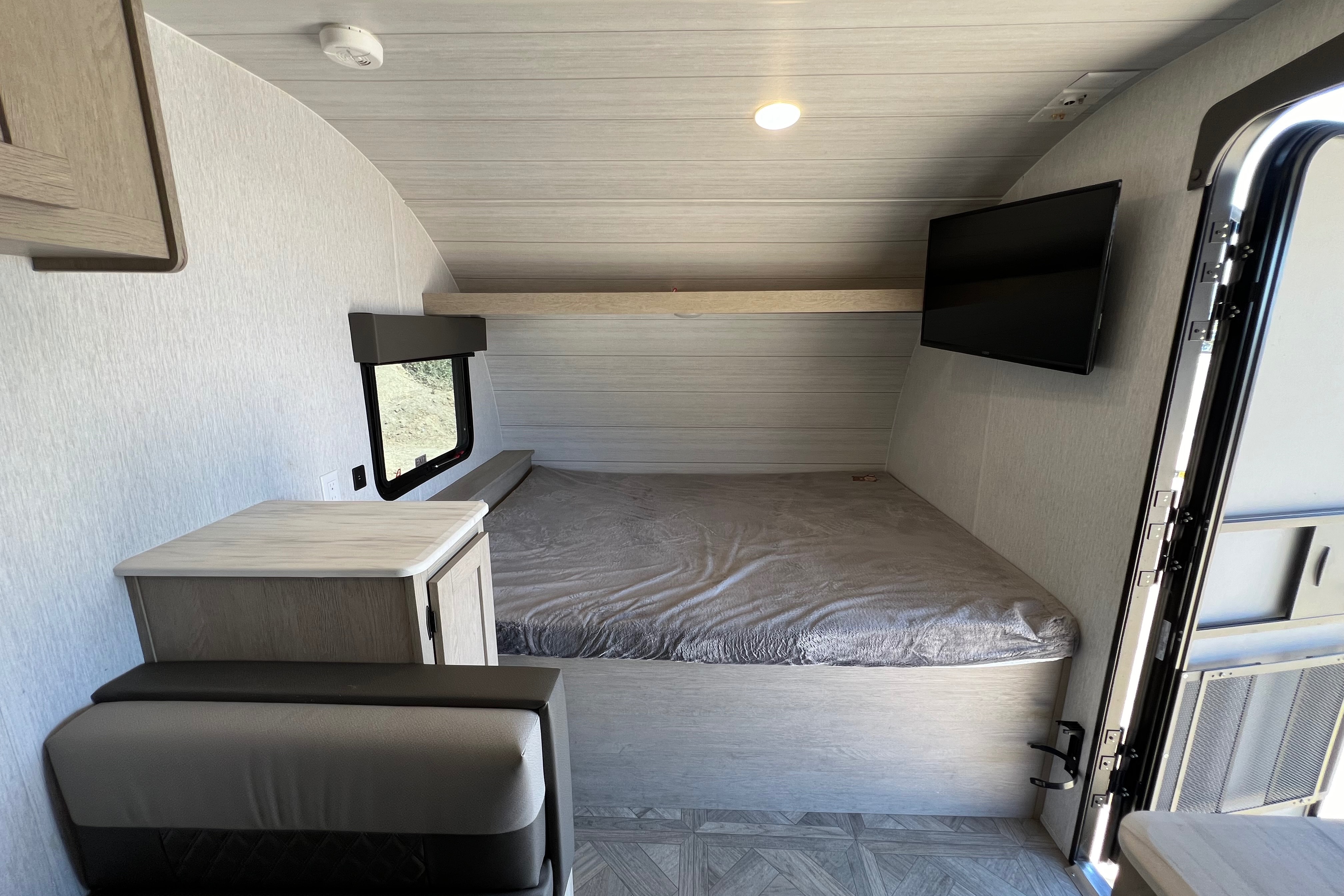 Getaway Adventure Rentals 177BQFS Travel Trailer