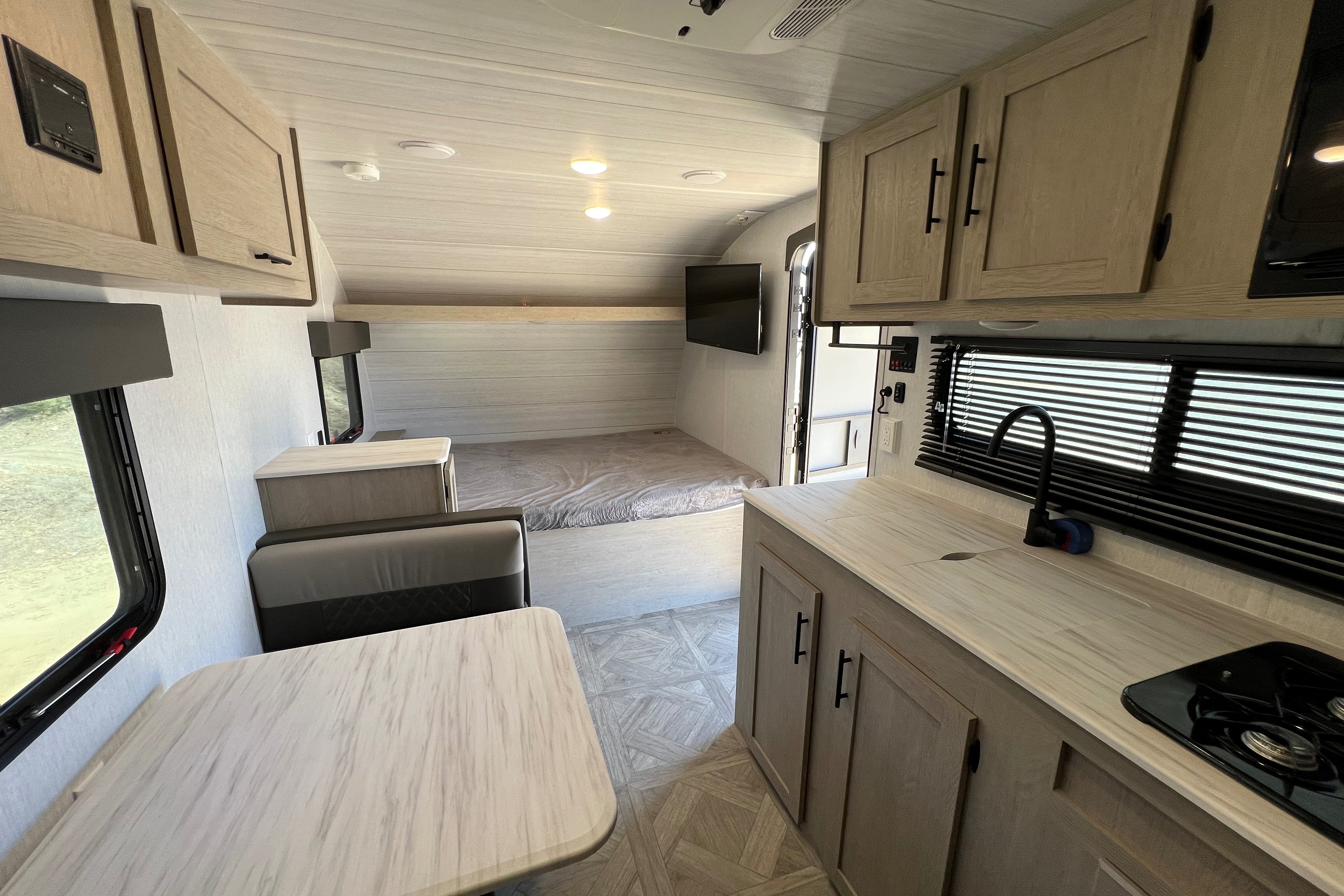 Getaway Adventure Rentals 177BQFS Travel Trailer