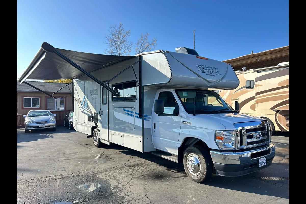 The Modern Family Suite Basecamp Coachmen Cross Trail 26XG Class C Godzilla Engine V8
