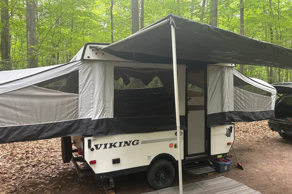 Clinton's Forest River Viking 2070 Tent Trailer