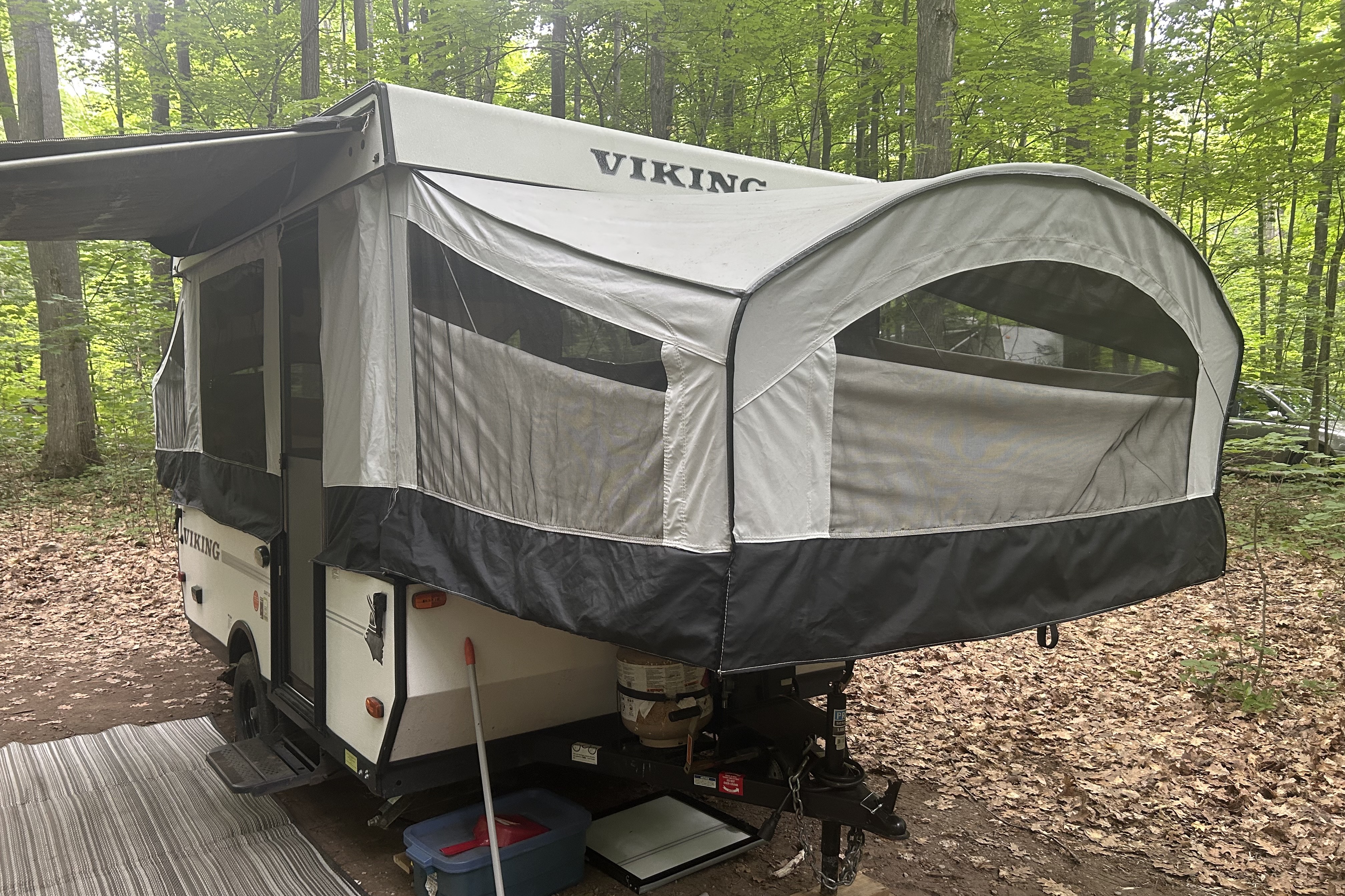 Clinton's Forest River Viking 2070 Tent Trailer
